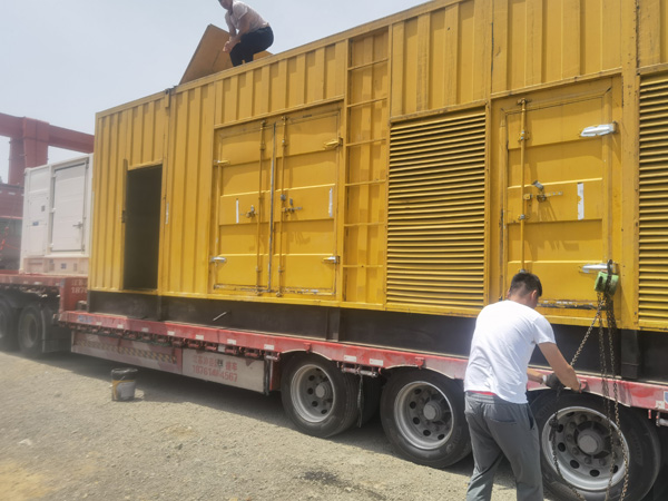 洪洞发电机出租100KW发电机需要什么规格的电缆线？